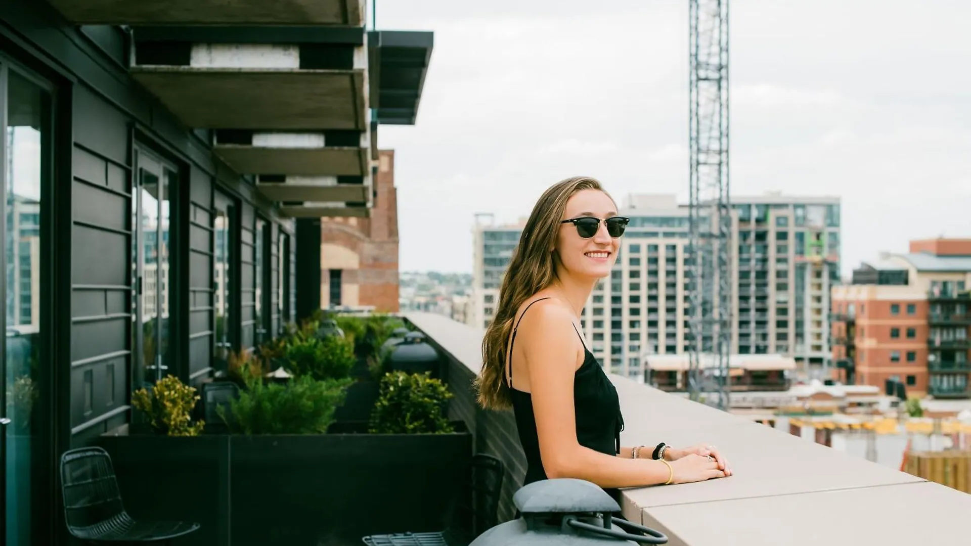 The Maven Hotel At Dairy Block Denver